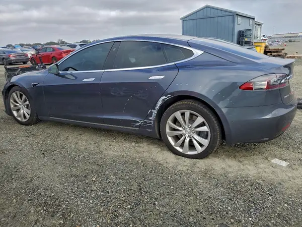 5YJSA1E2XHF201374 2017 TESLA MODEL S - Image 2