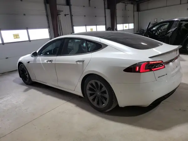 5YJSA1E2XHF228770 2017 TESLA MODEL S - Image 2