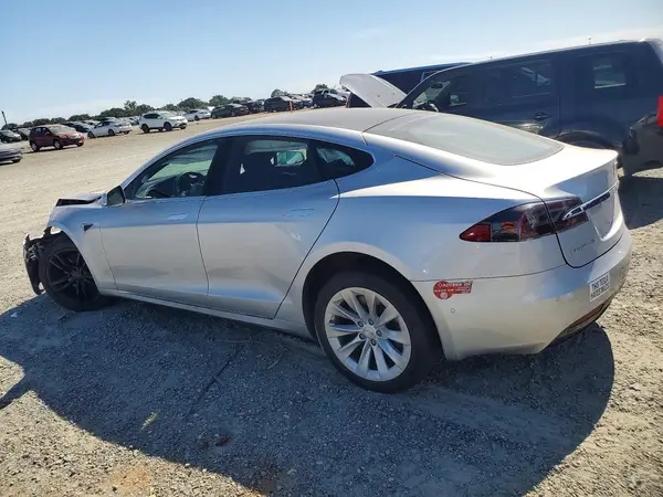 5YJSA1E2XHF230079 2017 TESLA MODEL S - Image 2