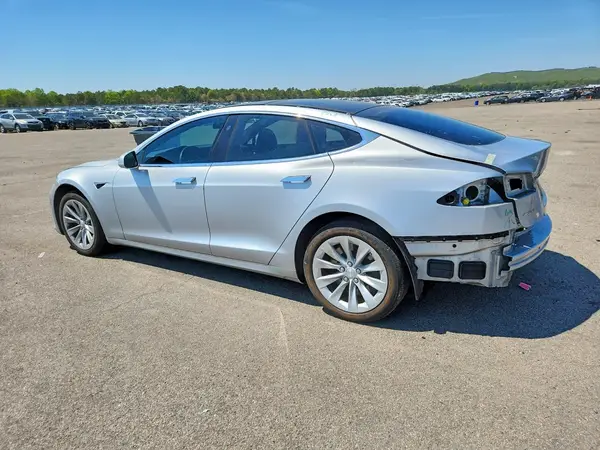 5YJSA1E2XHF230373 2017 TESLA MODEL S - Image 2