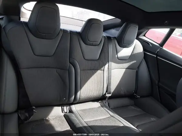 5YJSA1E2XHF232236 2017 TESLA MODEL S - Image 8
