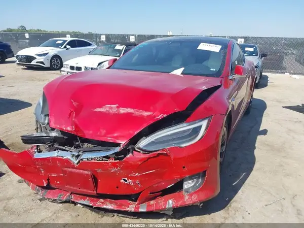 5YJSA1E2XJF243839 2018 TESLA MODEL S - Image 2