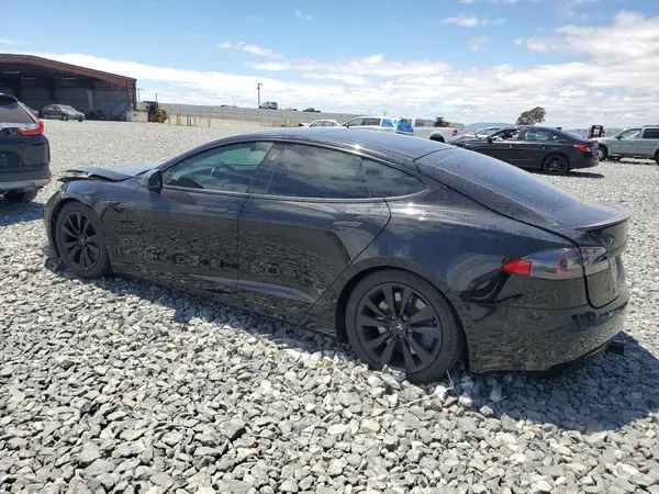 5YJSA1E2XJF246465 2018 TESLA MODEL S - Image 2
