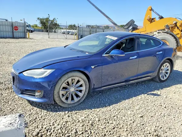 5YJSA1E2XJF247339 2018 TESLA MODEL S - Image 1