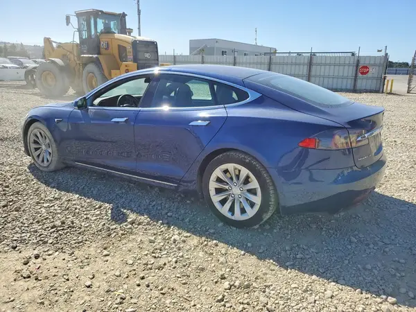 5YJSA1E2XJF247339 2018 TESLA MODEL S - Image 2
