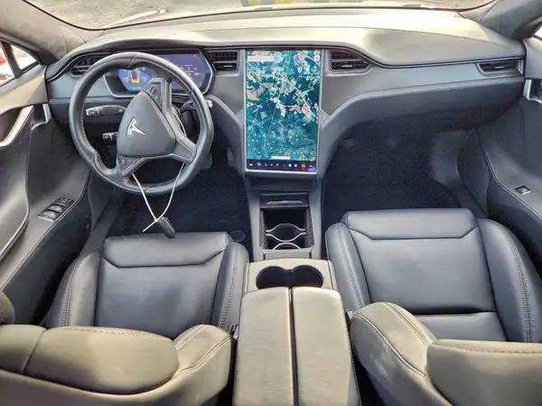 5YJSA1E2XJF256901 2018 TESLA MODEL S - Image 8