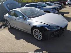 5YJSA1E2XJF256946 2018 TESLA MODEL S