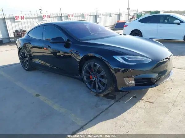 5YJSA1E2XJF257739 2018 TESLA MODEL S - Image 1