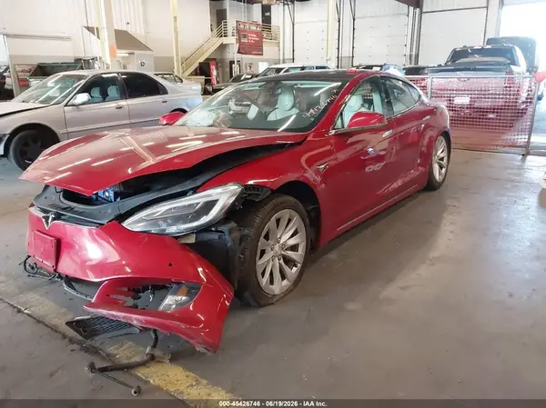 5YJSA1E2XJF258387 2018 TESLA MODEL S - Image 2