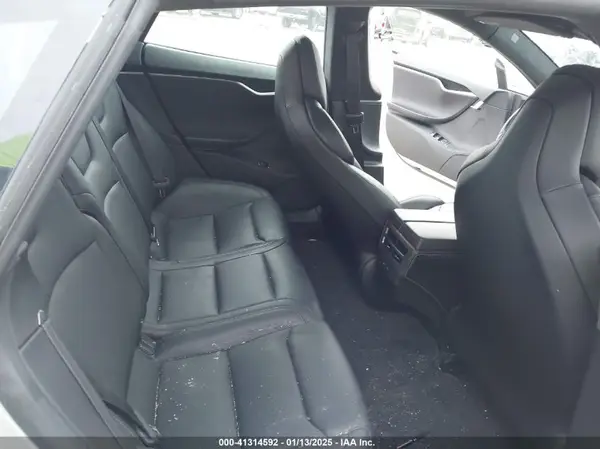 5YJSA1E2XJF258809 2018 TESLA MODEL S - Image 8