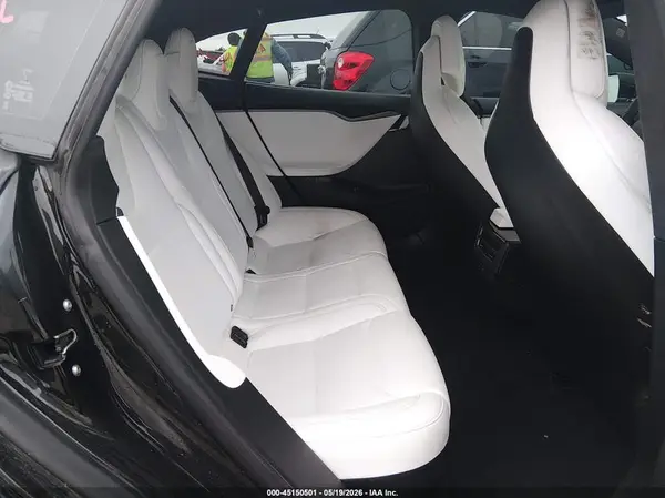 5YJSA1E2XJF261323 2018 TESLA MODEL S - Image 8