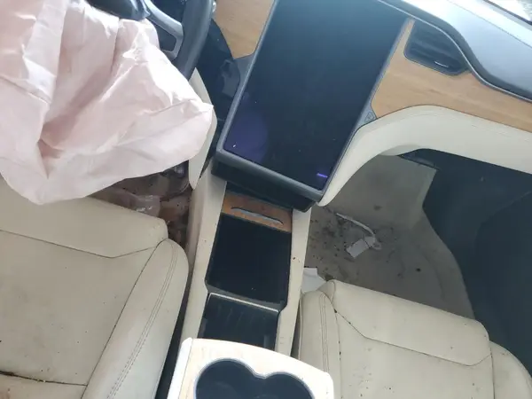 5YJSA1E2XJF264268 2018 TESLA MODEL S - Image 8