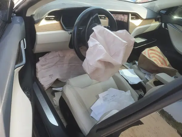 5YJSA1E2XJF265971 2018 TESLA MODEL S - Image 8