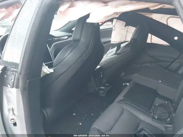 5YJSA1E2XJF266814 2018 TESLA MODEL S - Image 8