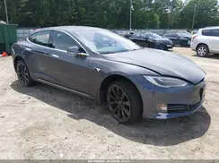 5YJSA1E2XJF271494 2018 TESLA MODEL S