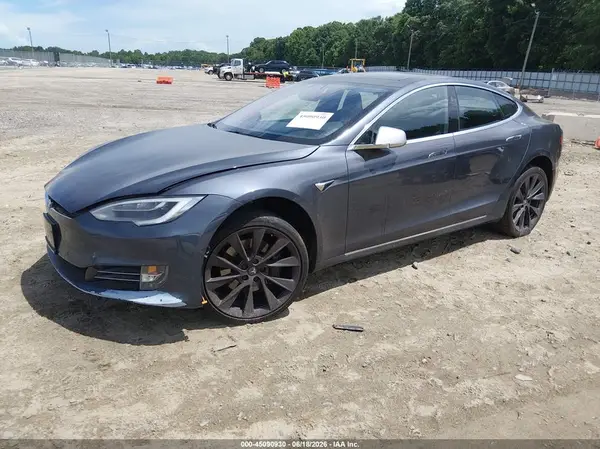 5YJSA1E2XJF271494 2018 TESLA MODEL S - Image 2