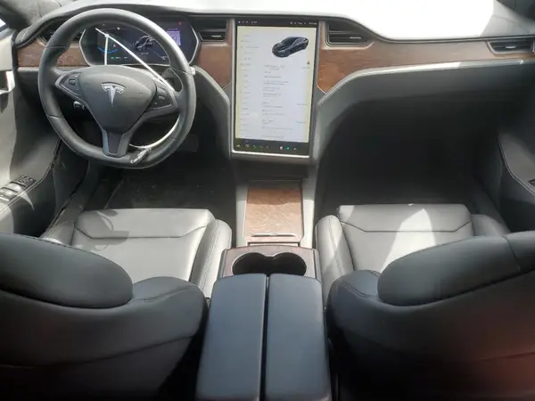 5YJSA1E2XJF272807 2018 TESLA MODEL S - Image 8