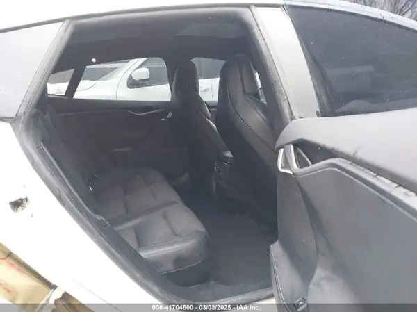 5YJSA1E2XJF274766 2018 TESLA MODEL S - Image 8