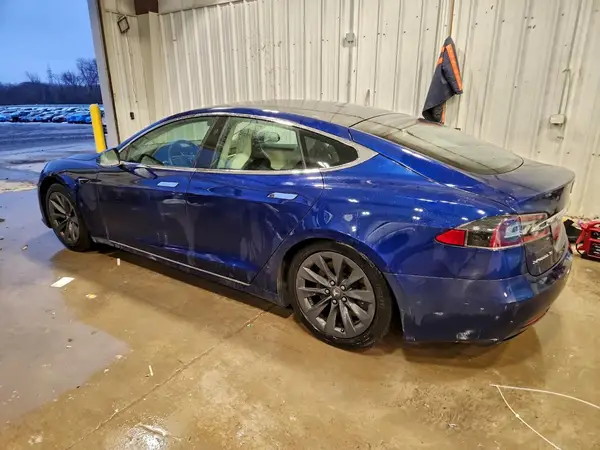 5YJSA1E2XJF278526 2018 TESLA MODEL S - Image 2
