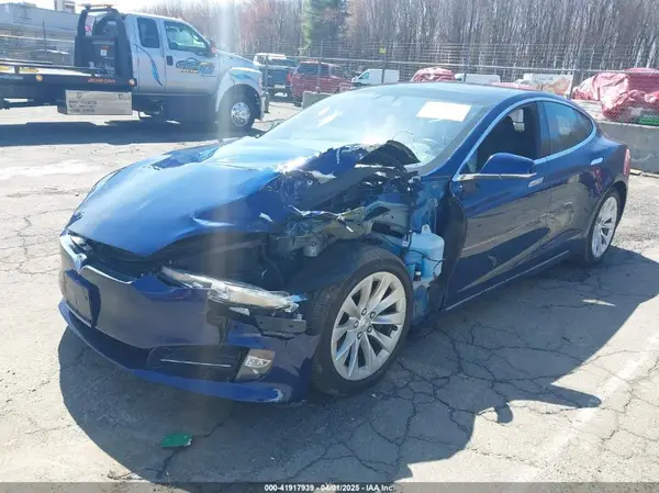 5YJSA1E2XJF285301 2018 TESLA MODEL S - Image 2