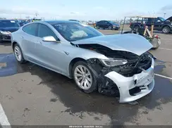 5YJSA1E2XJF287825 2018 TESLA MODEL S