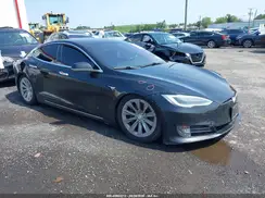 5YJSA1E2XJF293821 2018 TESLA MODEL S