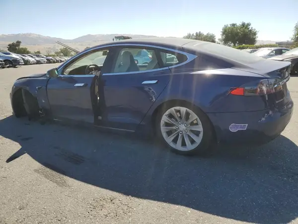 5YJSA1E2XJF295214 2018 TESLA MODEL S - Image 2