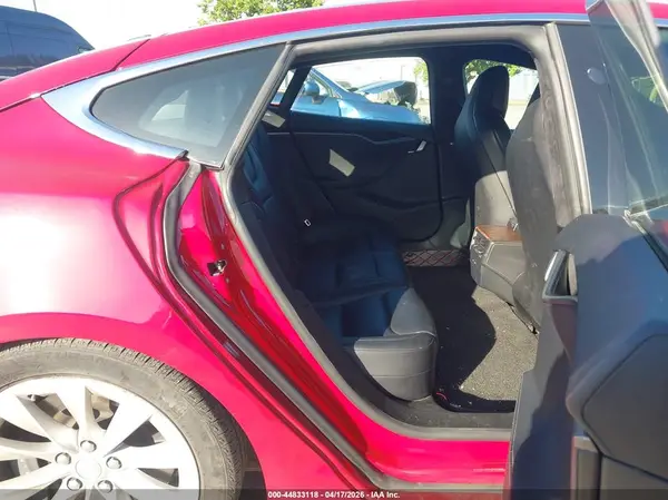 5YJSA1E2XJF295505 2018 TESLA MODEL S - Image 8