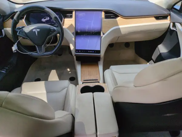 5YJSA1E2XKF311638 2019 TESLA MODEL S - Image 8