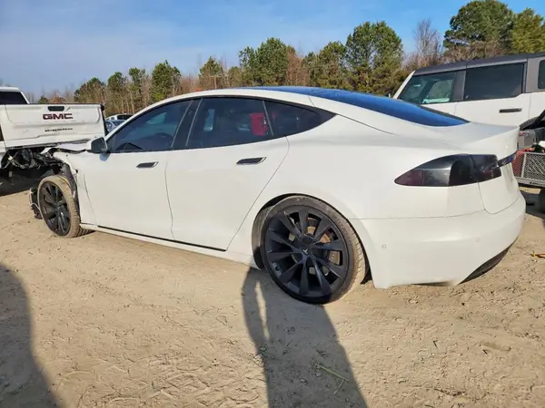 5YJSA1E2XKF335096 2019 TESLA MODEL S - Image 2