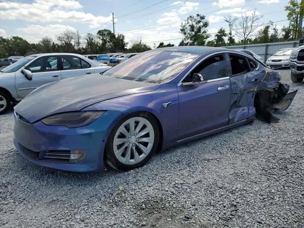 5YJSA1E2XLF354135 2020 TESLA MODEL S - Image 1