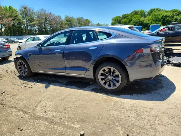 5YJSA1E2XLF354796 2020 TESLA MODEL S - Image 2