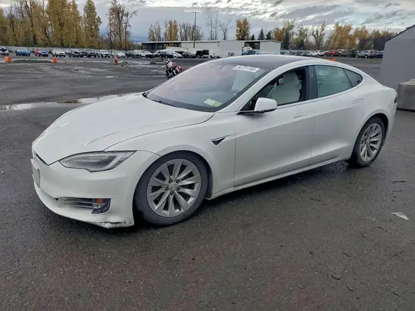 5YJSA1E2XLF359125 2020 TESLA MODEL S - Image 1