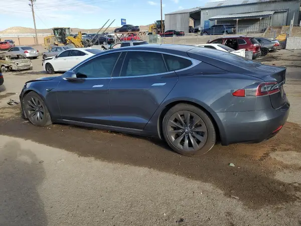 5YJSA1E2XLF379455 2020 TESLA MODEL S - Image 2