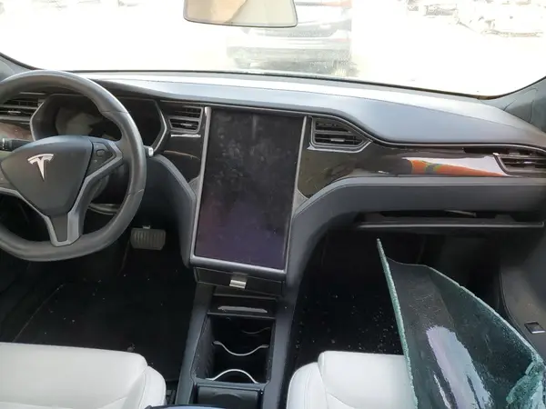 5YJSA1E2XLF379455 2020 TESLA MODEL S - Image 8