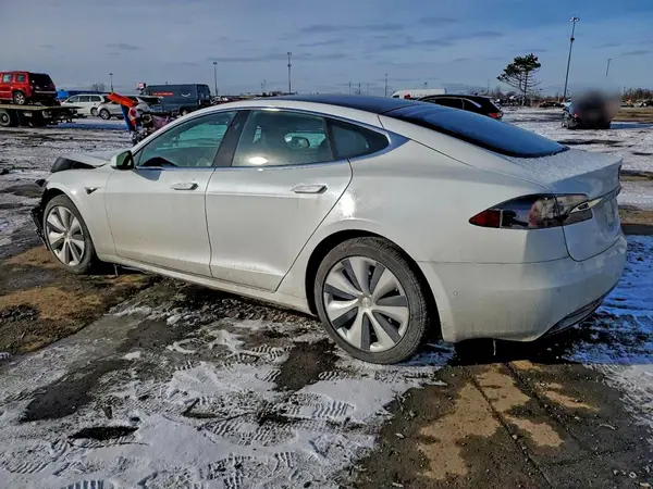 5YJSA1E2XMF422838 2021 TESLA MODEL S - Image 2