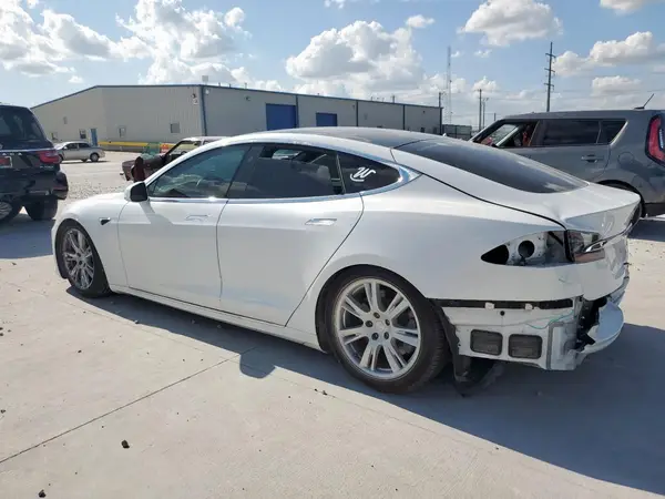 5YJSA1E2XMF427425 2021 TESLA MODEL S - Image 2