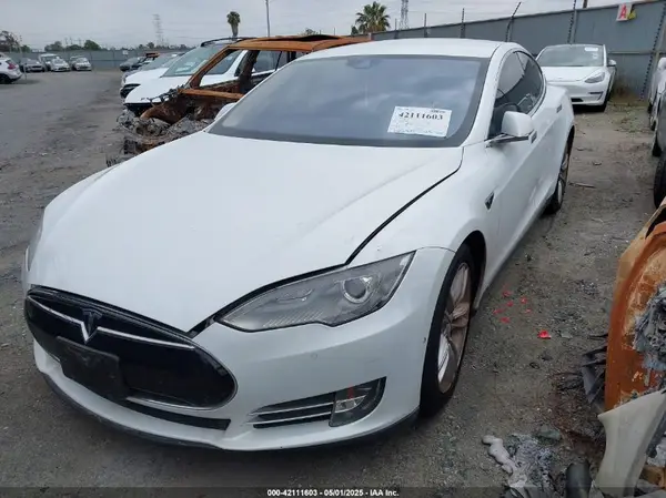 5YJSA1E40GF123543 2016 TESLA MODEL S - Image 2