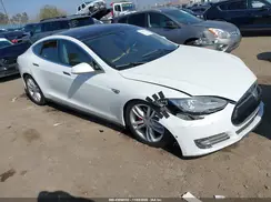 5YJSA1E40GF124403 2016 TESLA MODEL S