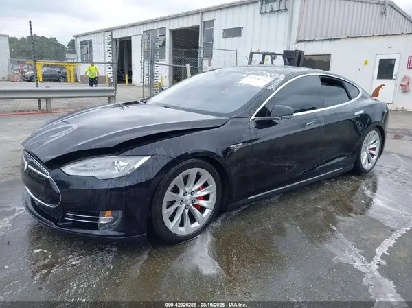 5YJSA1E40GF136499 2016 TESLA MODEL S - Image 2