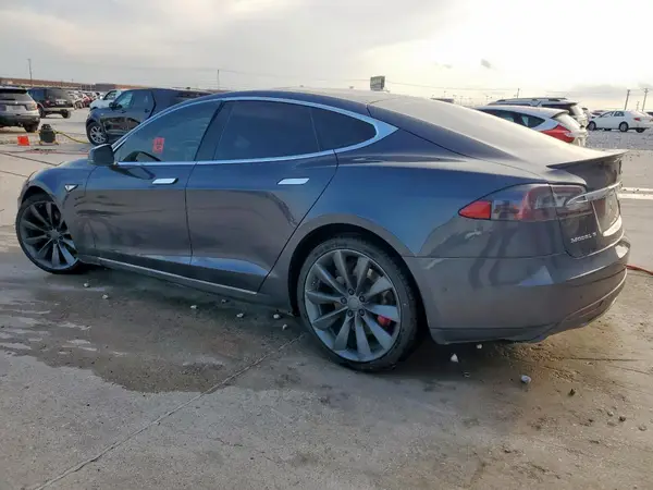 5YJSA1E40GF137717 2016 TESLA MODEL S - Image 2