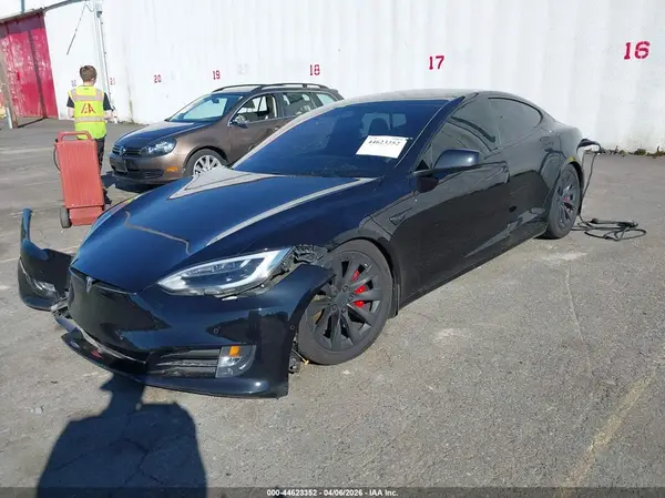 5YJSA1E40HF180150 2017 TESLA MODEL S - Image 2