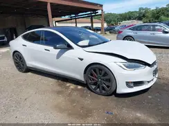 5YJSA1E40JF243060 2018 TESLA MODEL S