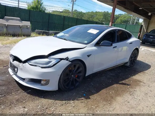 5YJSA1E40JF243060 2018 TESLA MODEL S - Image 2