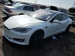 5YJSA1E40JF261316 2018 TESLA MODEL S