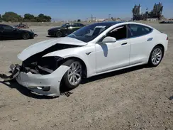 5YJSA1E40JF264409 2018 TESLA MODEL S
