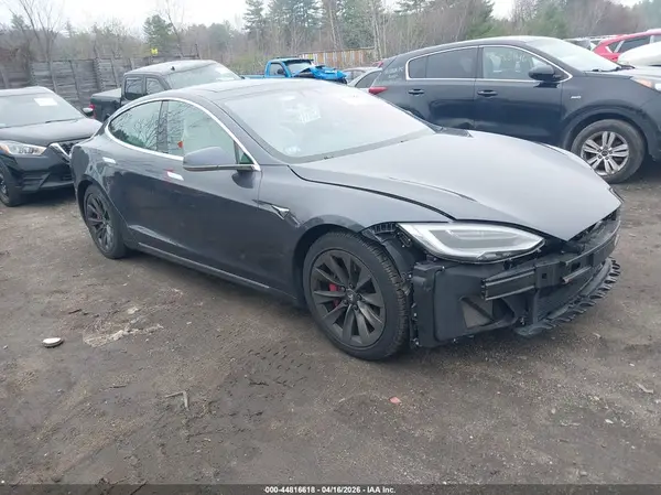 5YJSA1E40JF293215 2018 TESLA MODEL S - Image 1