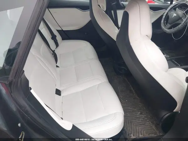 5YJSA1E40JF293215 2018 TESLA MODEL S - Image 8