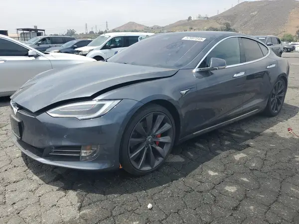 5YJSA1E40JF297040 2018 TESLA MODEL S - Image 1