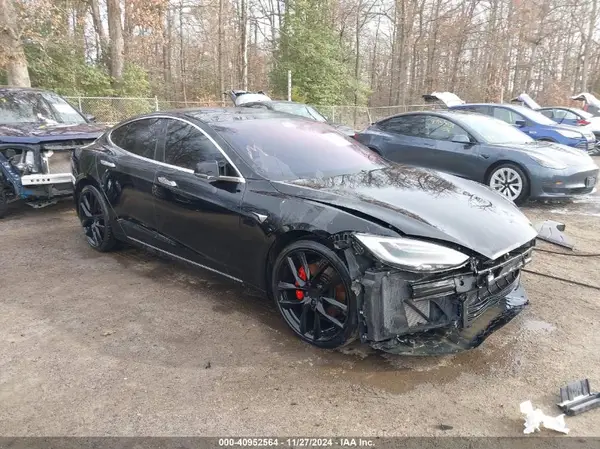5YJSA1E41JF281428 2018 TESLA MODEL S - Image 1
